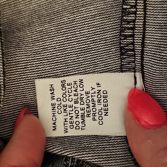 Jacket - Picture 13 of 16